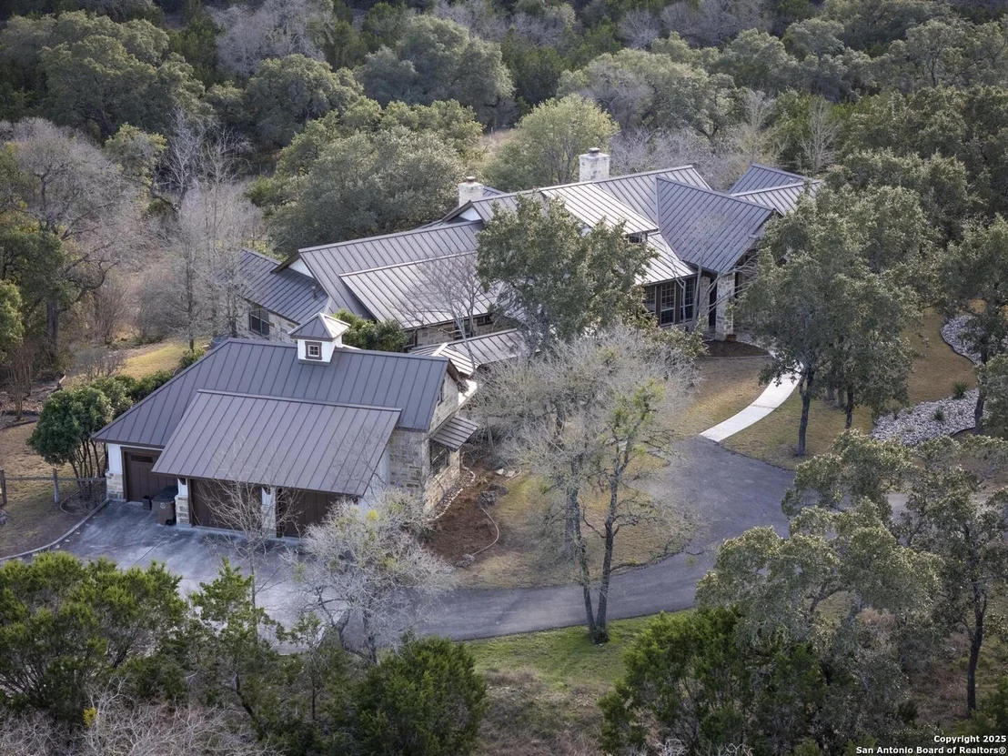 Photo of 107 LEGACY POINTE