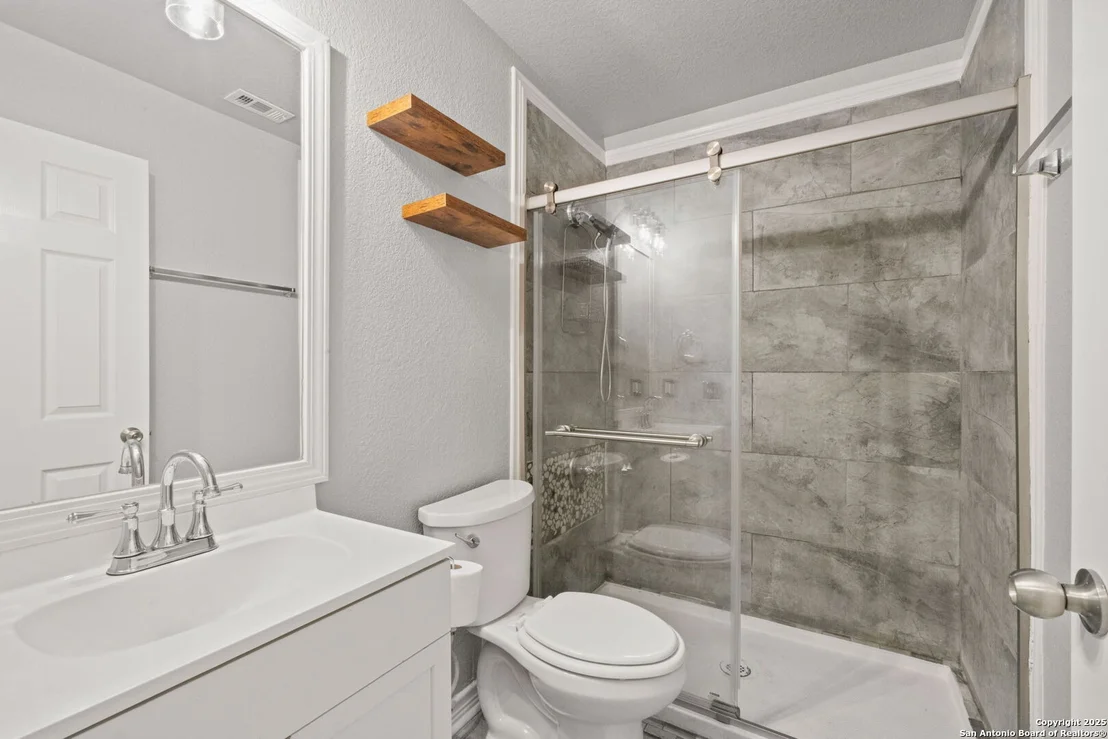 Photo of 2326 Camberly