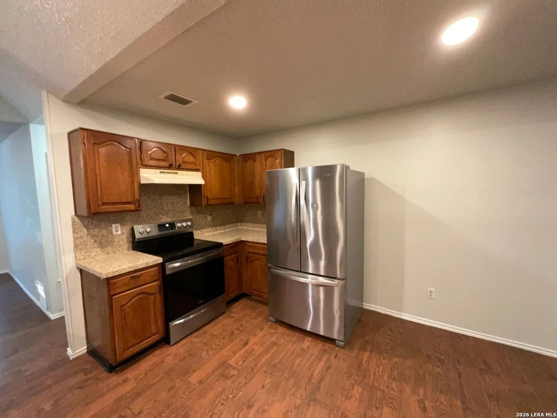 Photo of 9511 ELM GLN
