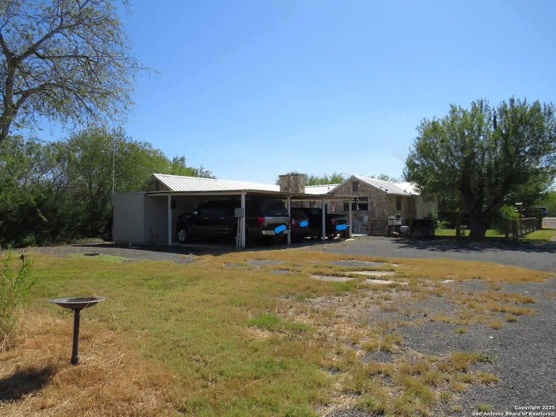 Photo of 1884 US Highway 90