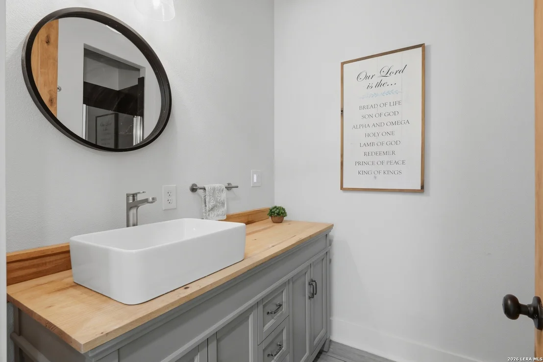 Photo of 231 River Bend Place