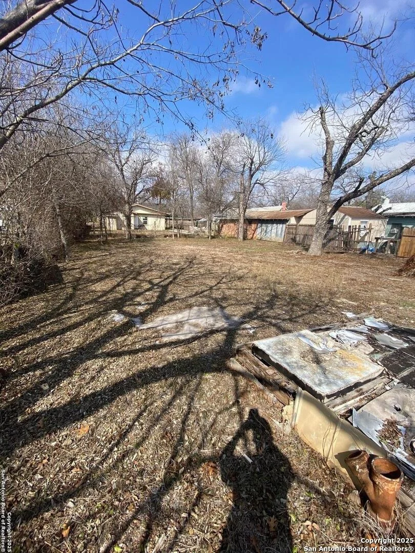 Photo of 412 W NORTH LN