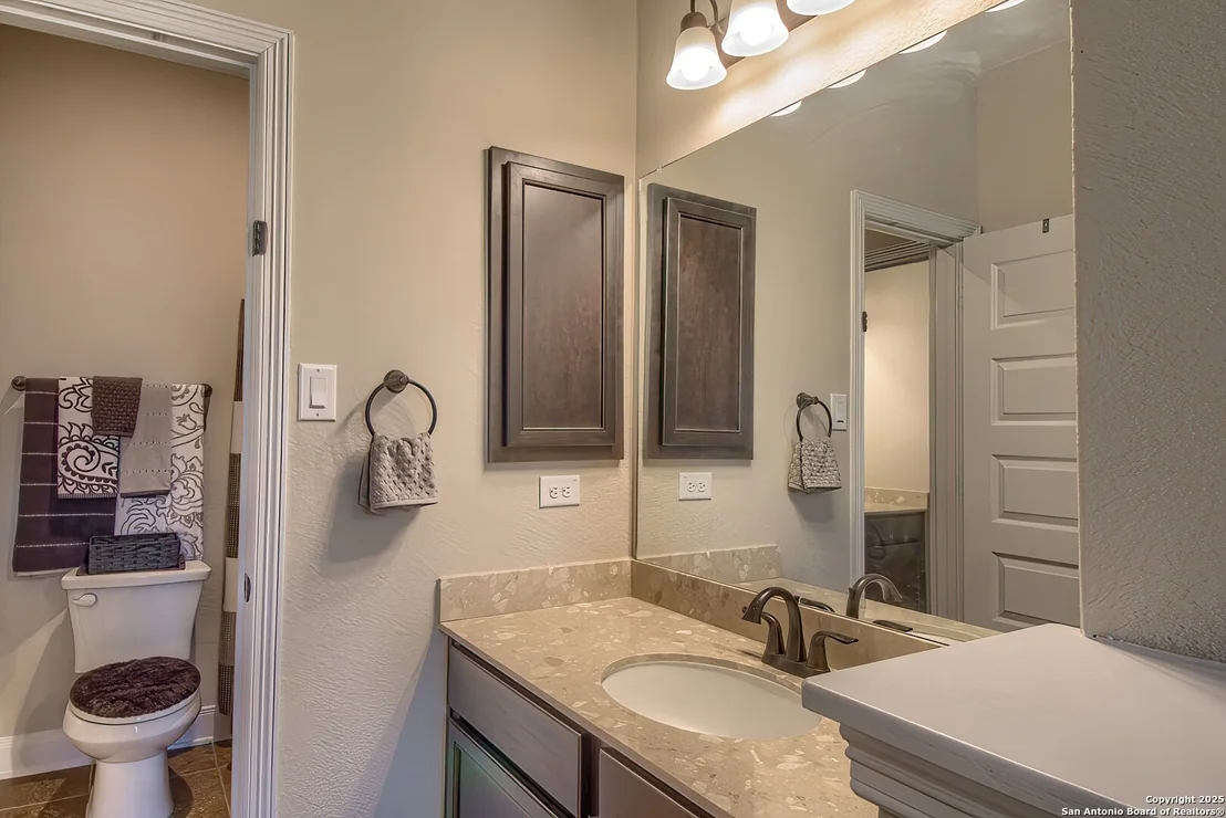 Photo of 950 Lone Cypress
