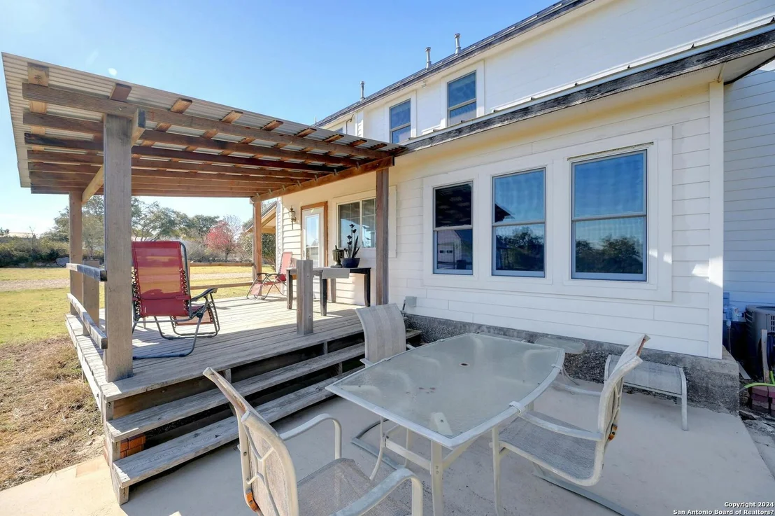 Photo of 1061 Cascade Trail