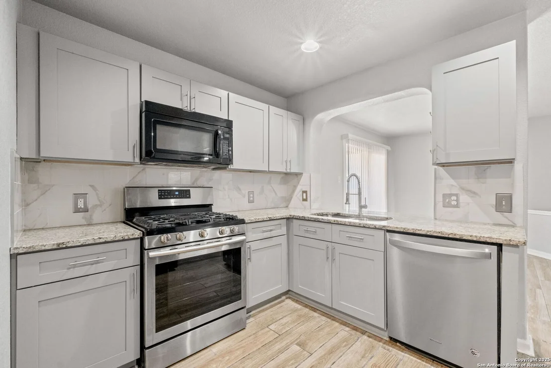 Photo of 2326 Camberly