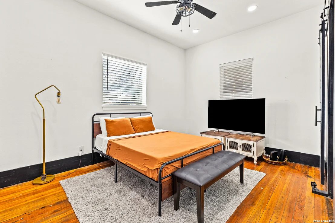 Photo of 318 Belmont