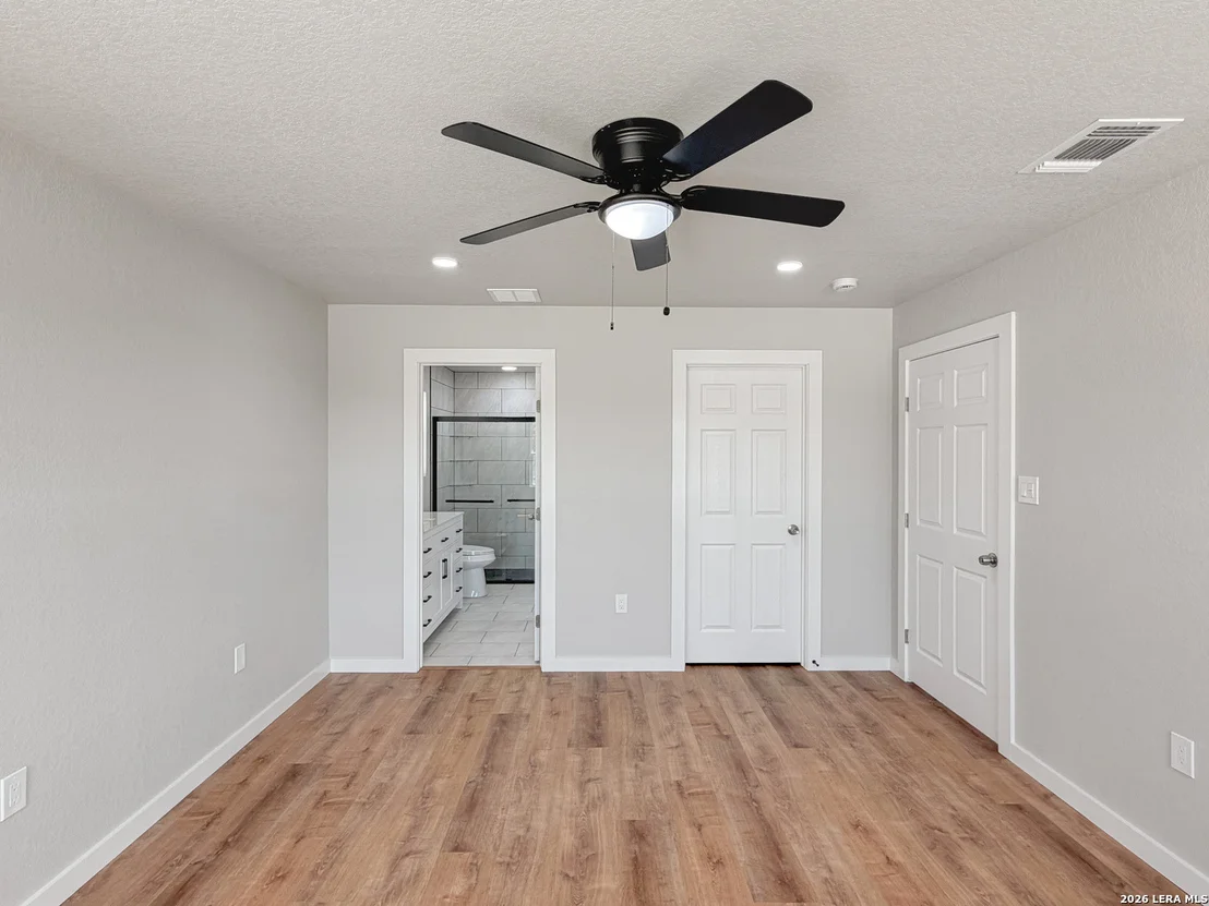 Photo of 1155 Southline