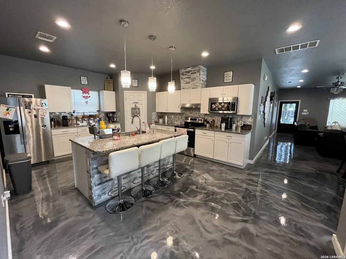 Photo of 6443 ELMER BLVD