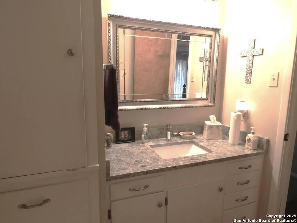 Photo of 218 Kessler Lane