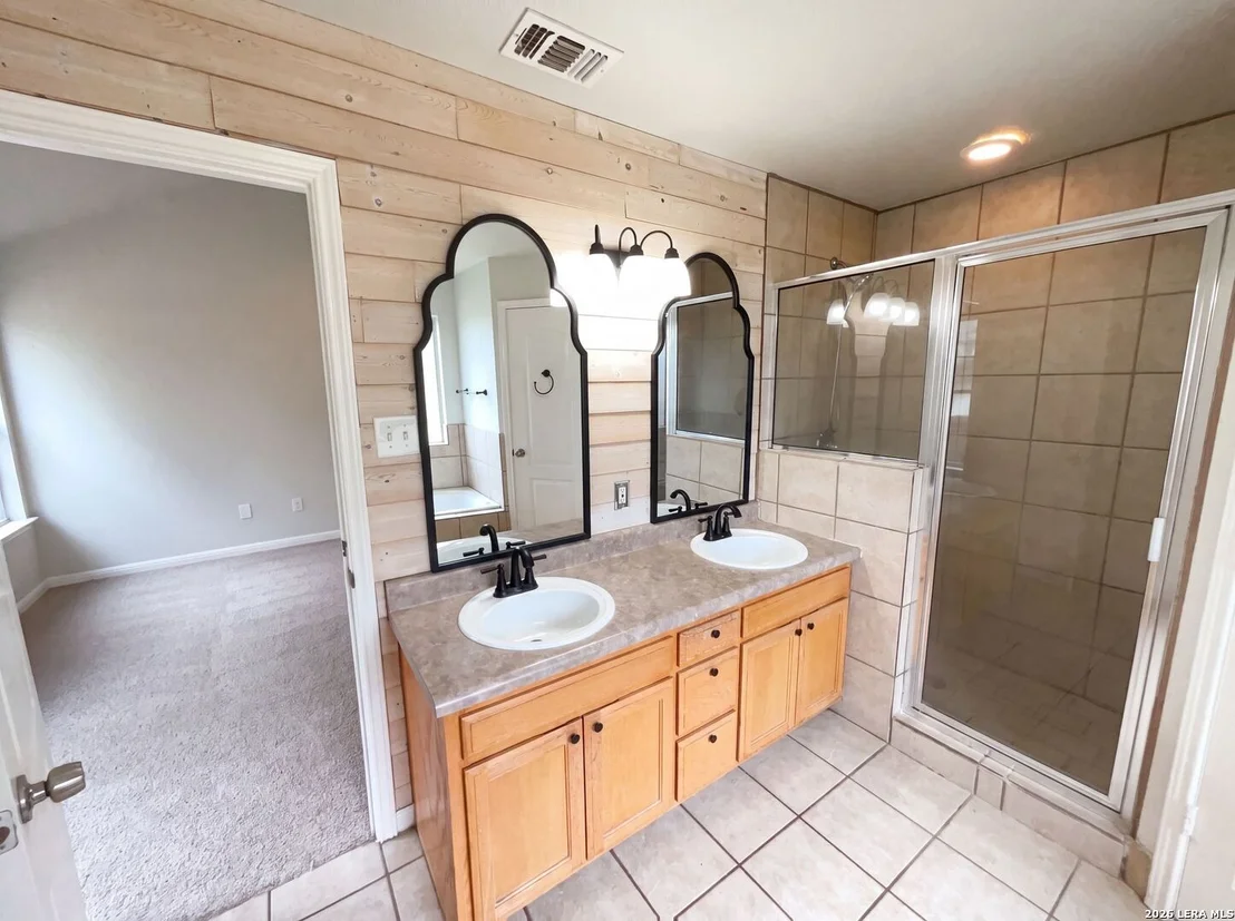 Photo of 130 LOG CABIN WAY