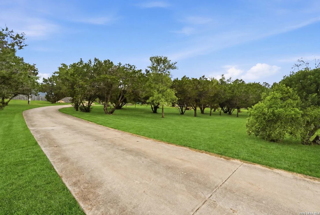 Photo of 180 Saur Rd