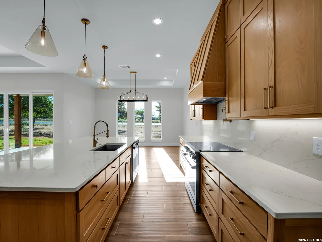 Photo of 101 W MEDIUM MEADOW DR