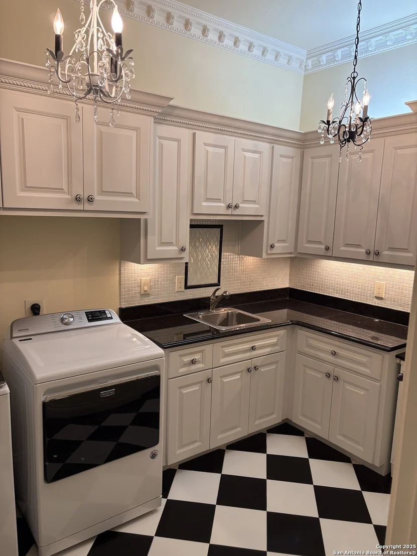 Photo of 1418 Greystone