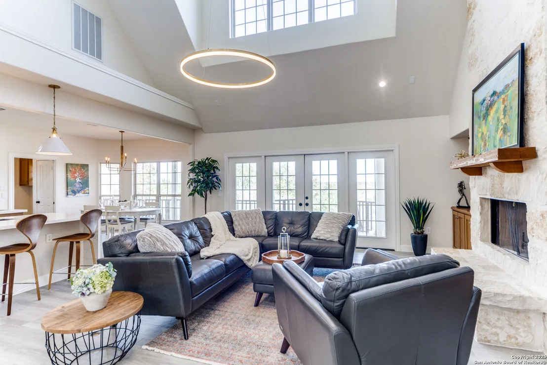 Photo of 108 Valley Knoll