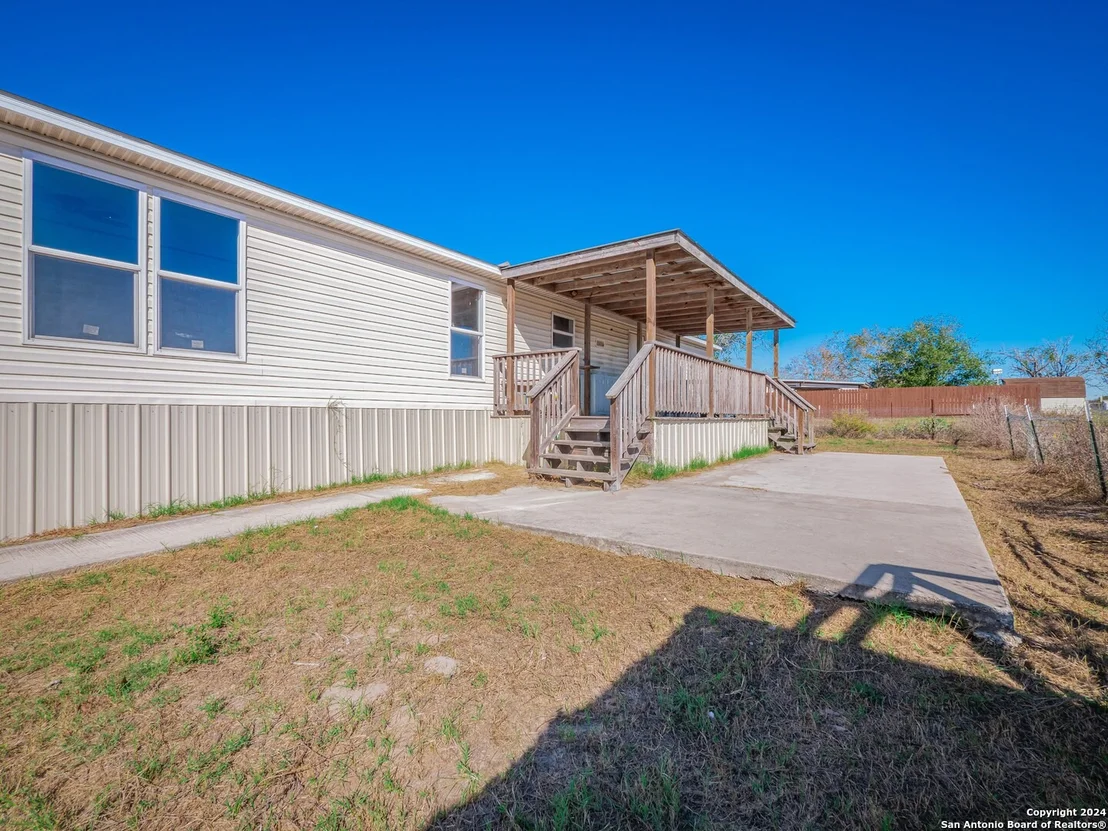 Photo of 112 Rolling Hills Dr