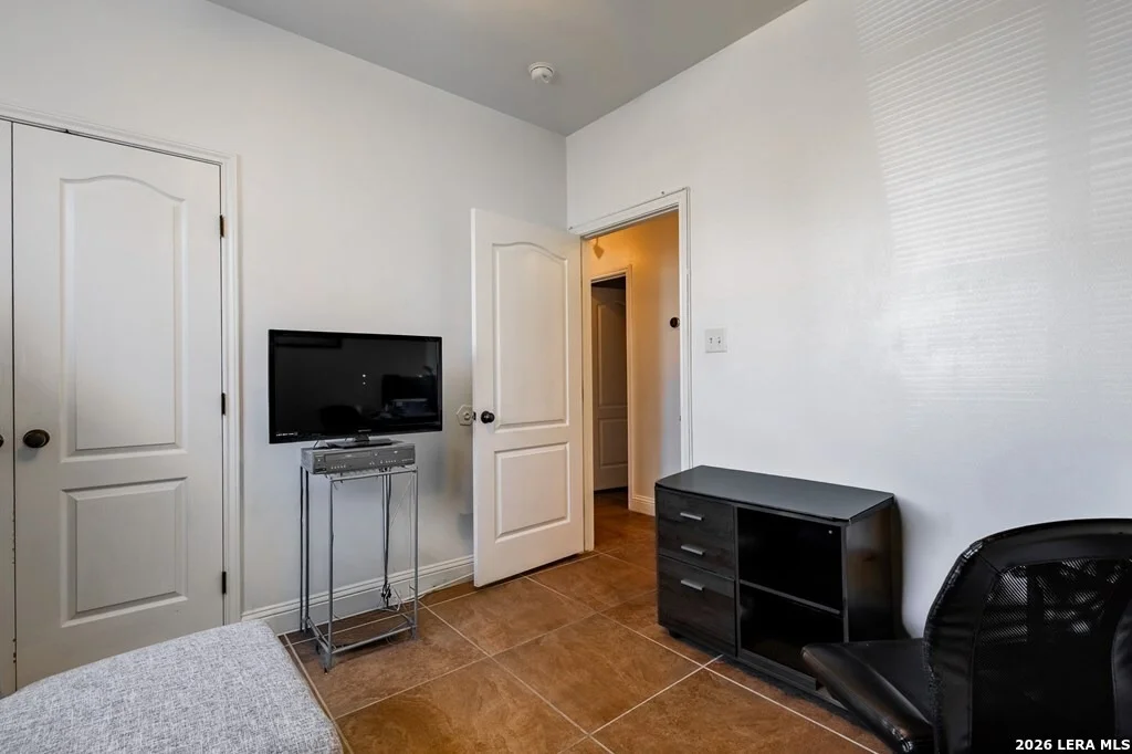 Photo of 2779 Stone Hedge