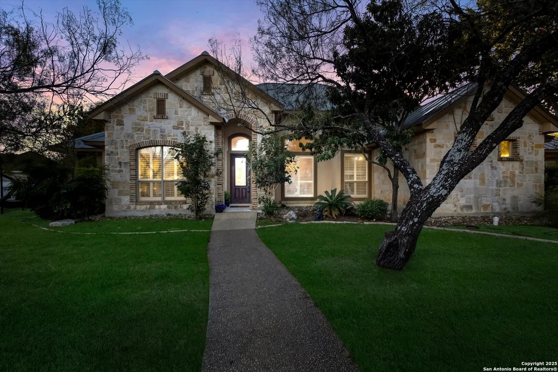 Photo of 702 Bluff Breeze