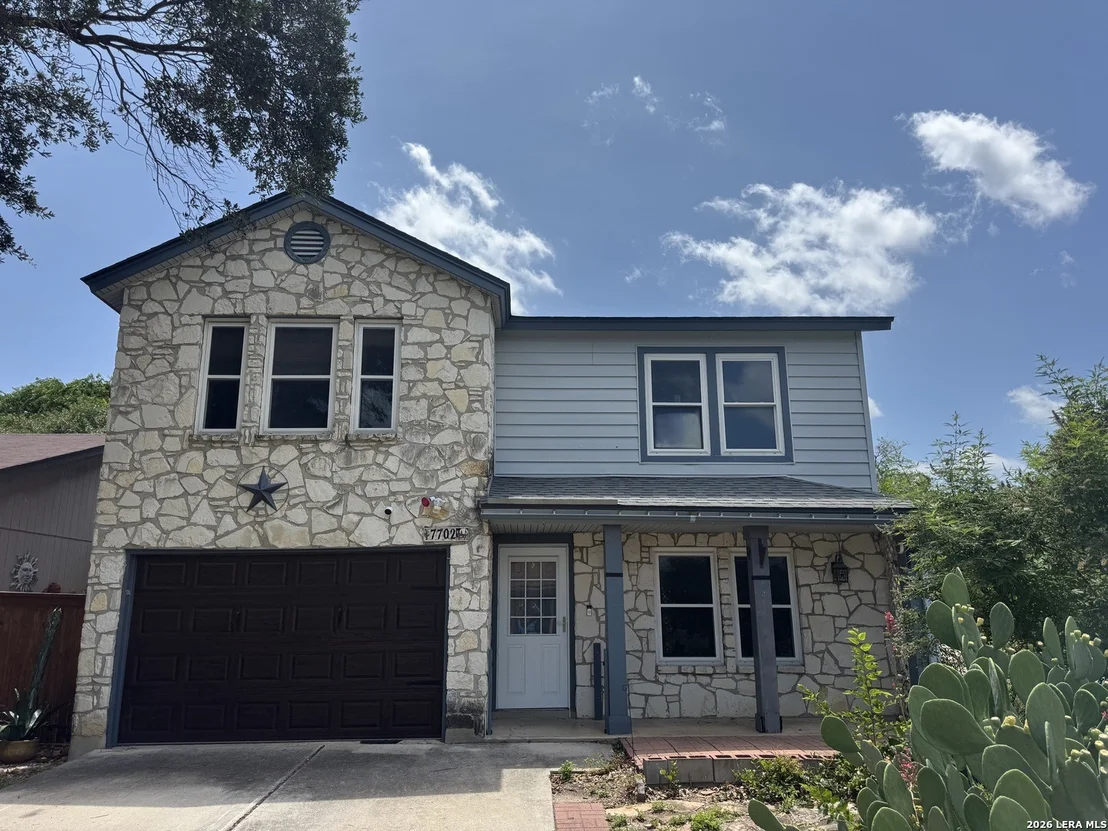 Photo of 7702 Chatsworth