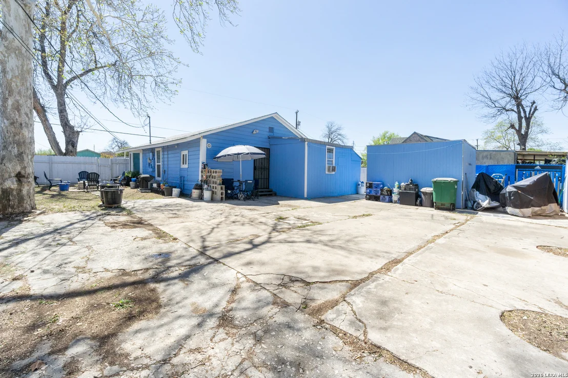 Photo of 1203 Vickers