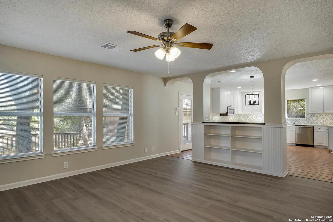 Photo of 14214 PEBBLE GLADE