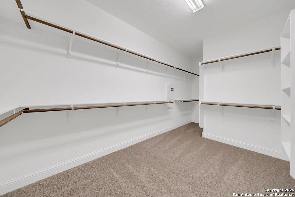 Photo of 5306 Guston Hall