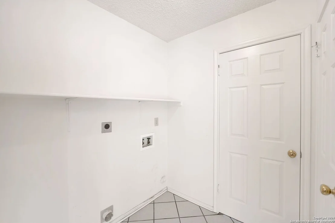 Photo of 6847 Evercrest