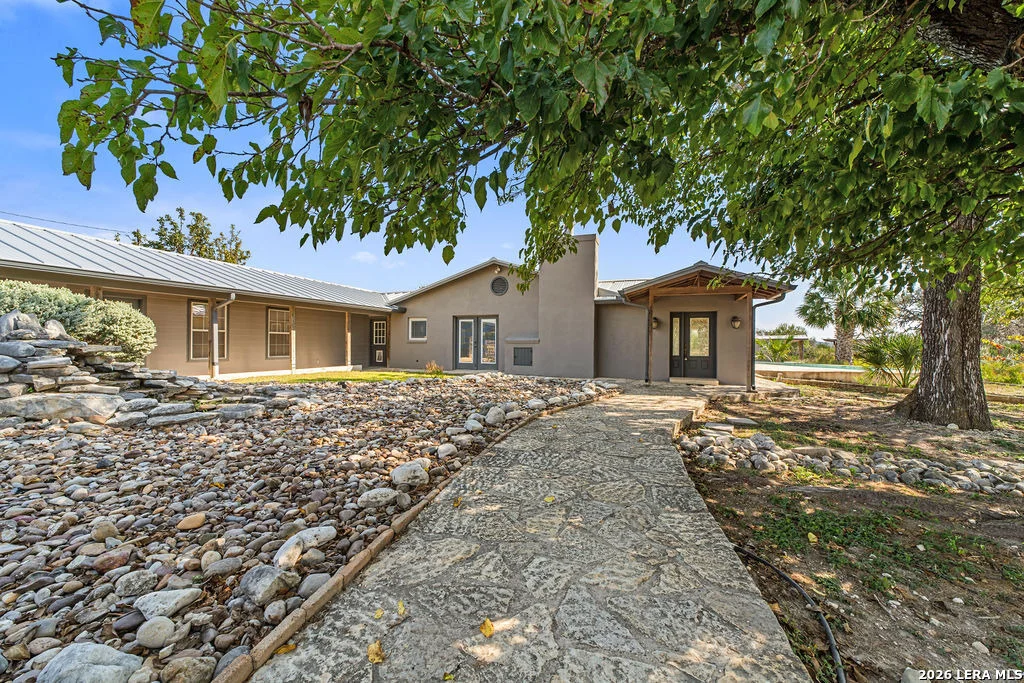 Photo of 309 Burney