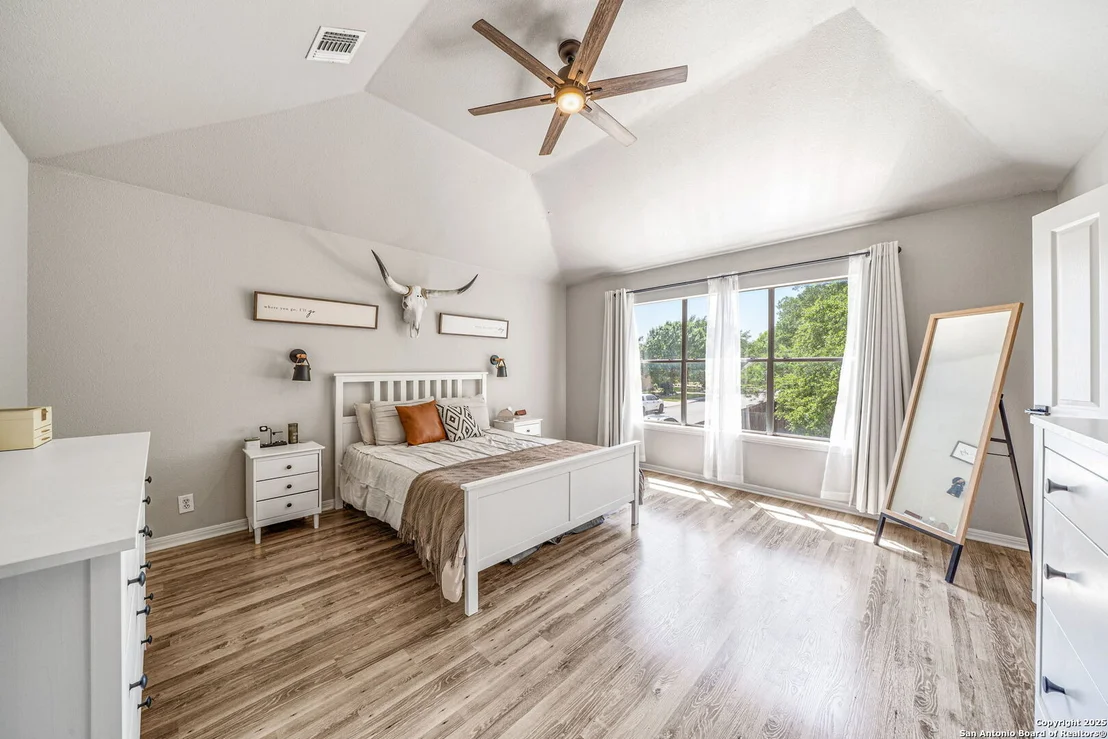 Photo of 11203 Jadestone