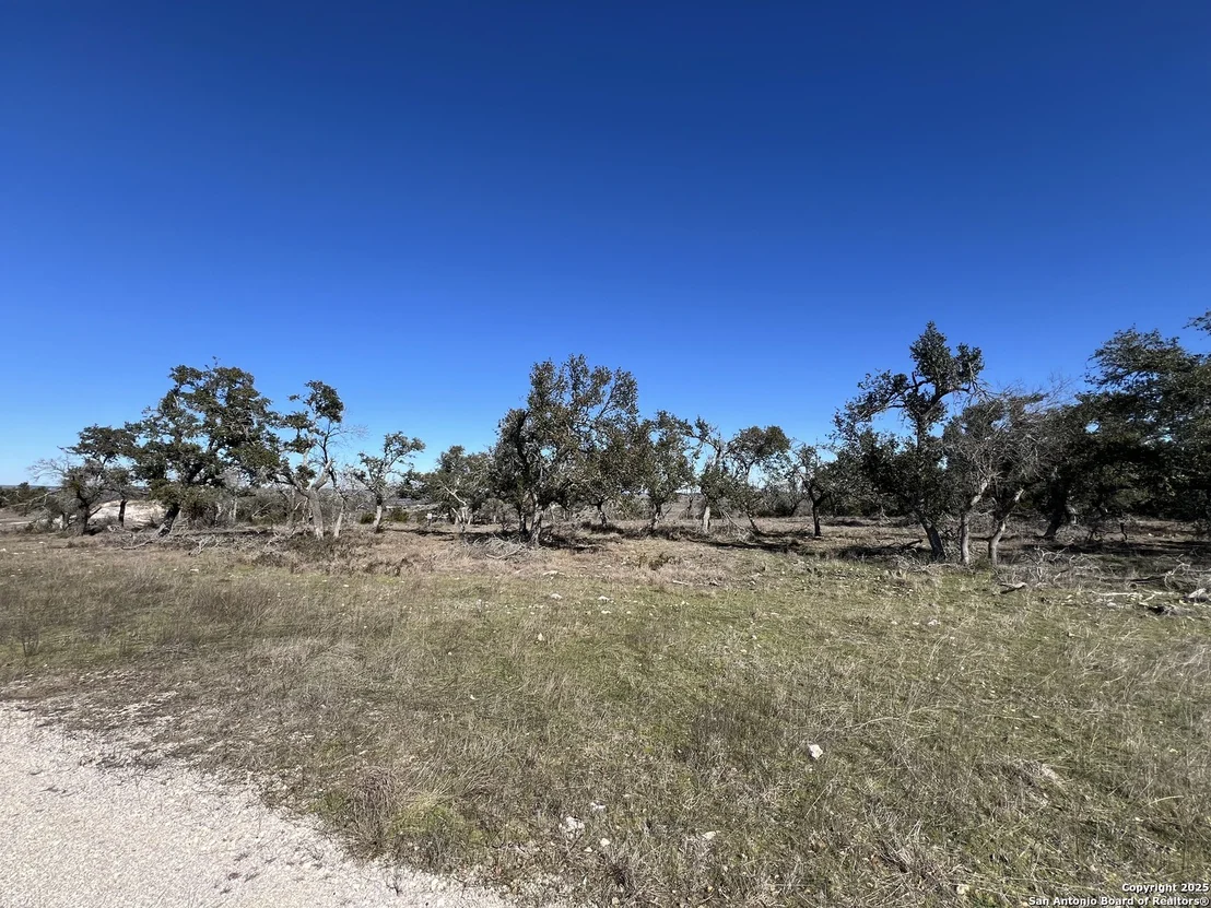 Photo of LOT 139 Falling Oak Dr
