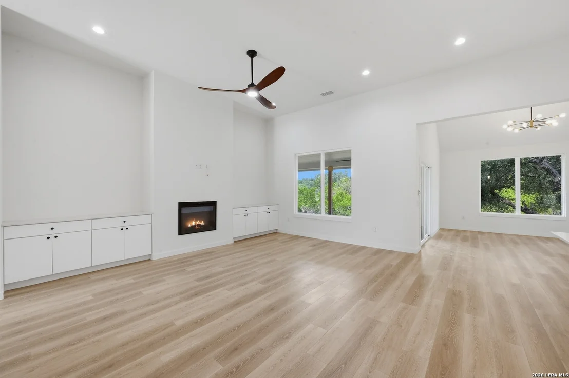 Photo of 328 Compass Rose