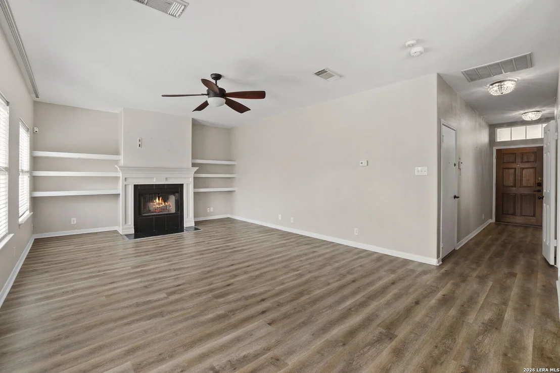 Photo of 1641 EBONY LN