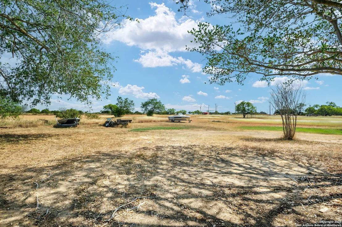 Photo of 795 S STATE HIGHWAY 16