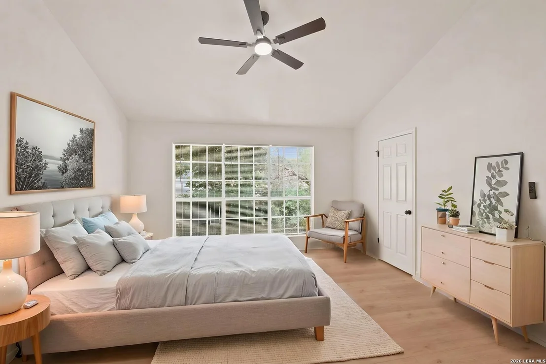 Photo of 333 SUNROSE LN