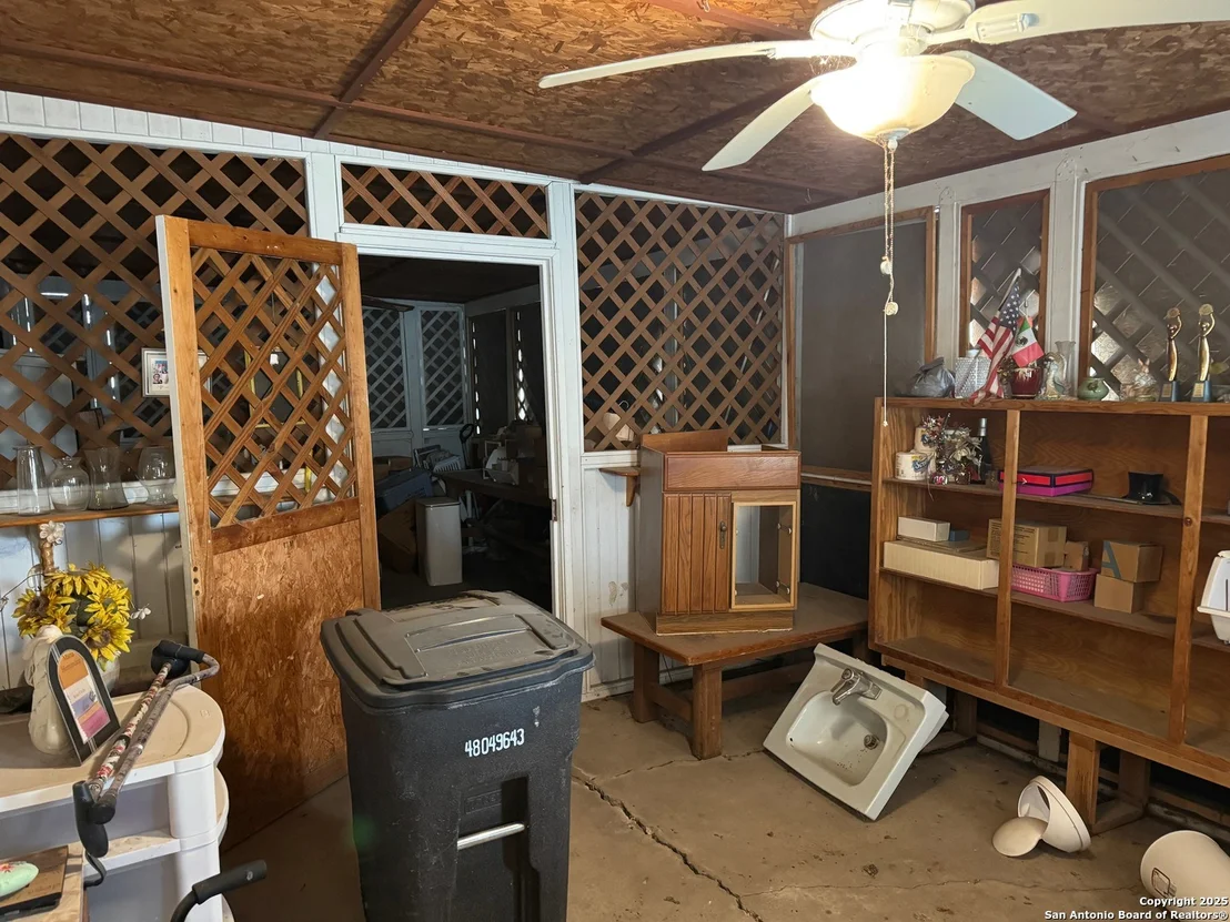 Photo of 347 Calle LA GLORIA