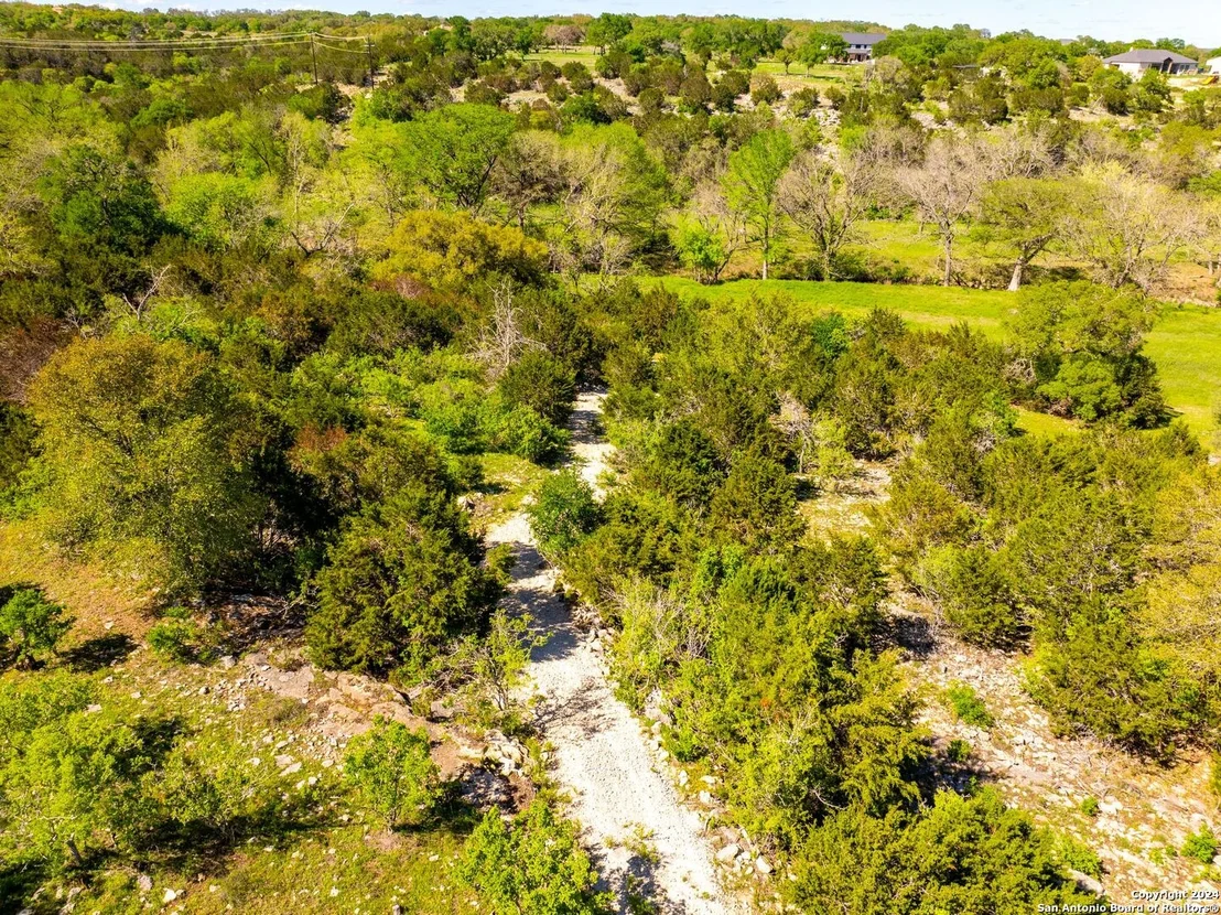 Photo of 98 SABINAS RIDGE RD