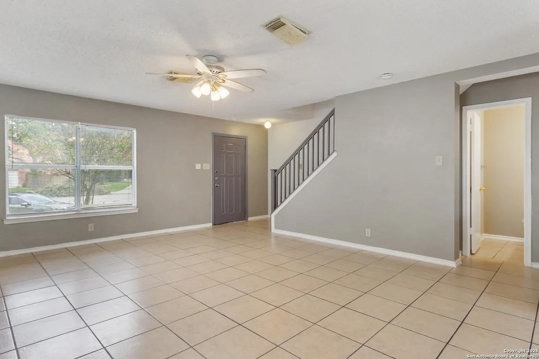 Photo of 8310 BORDER RIDGE DR