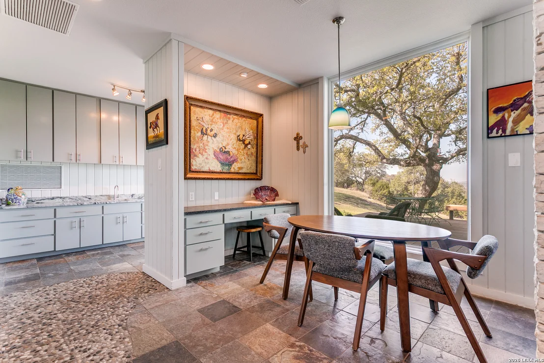 Photo of 27359 Smithson Valley