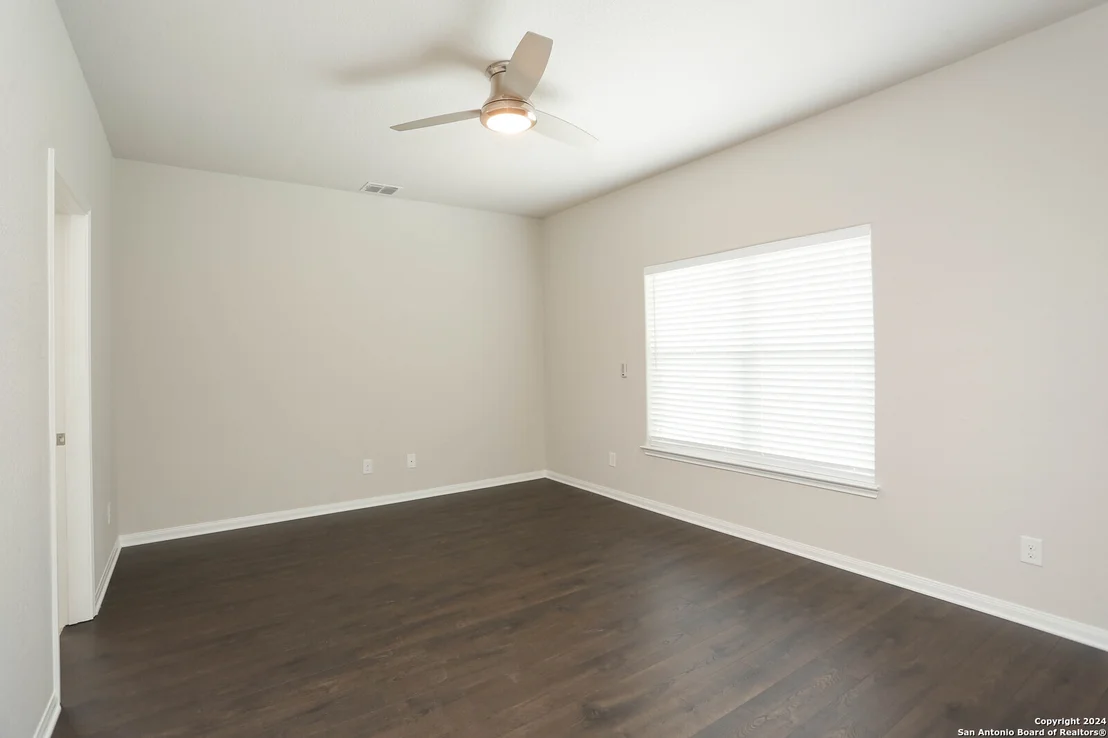 Photo of 11639 LUCKEY LEDGE