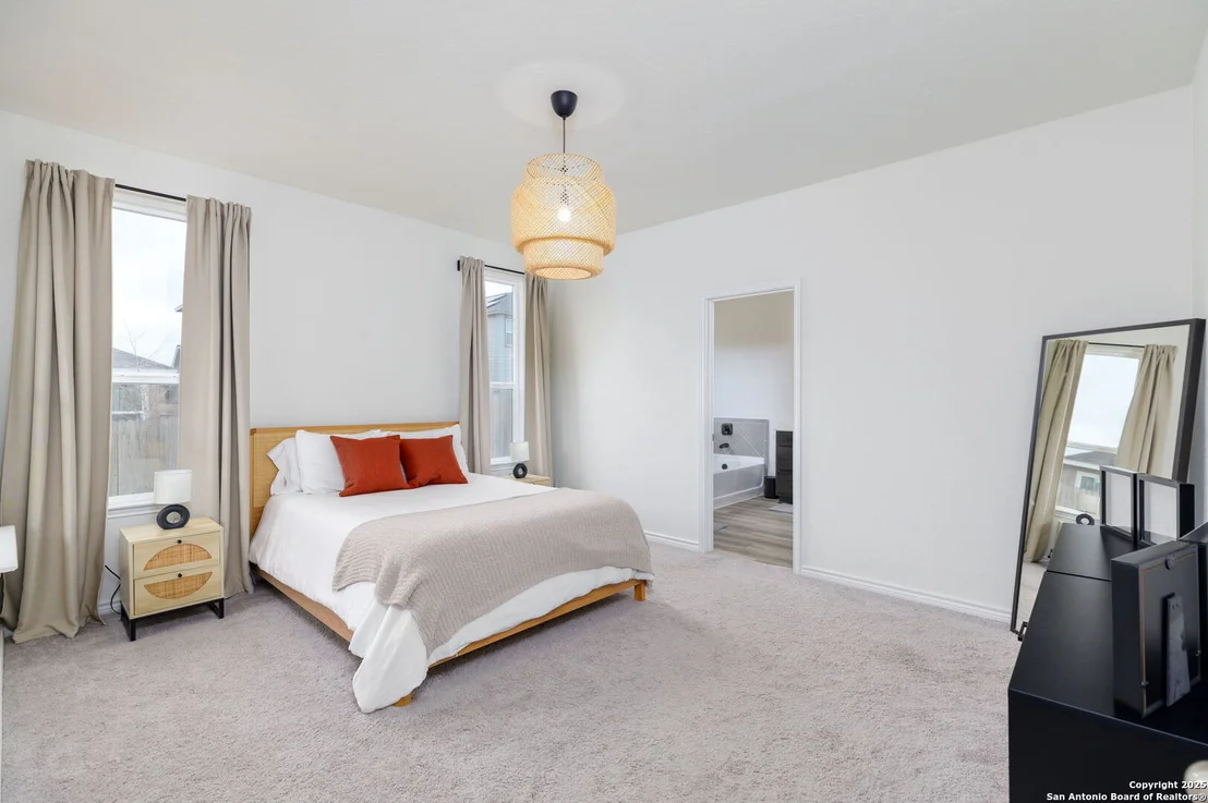 Photo of 8537 BAREFOOT LN