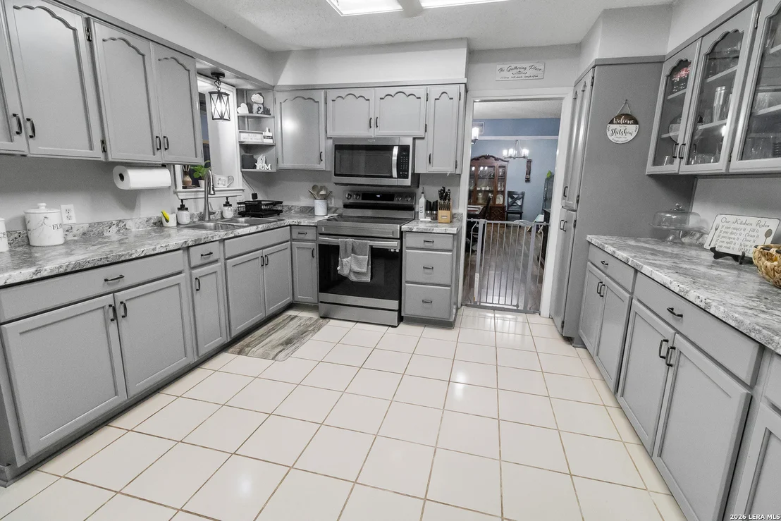 Photo of 34 Encino Loma