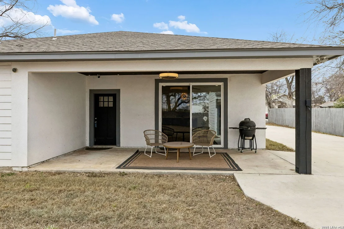 Photo of 303 Pendleton Ave