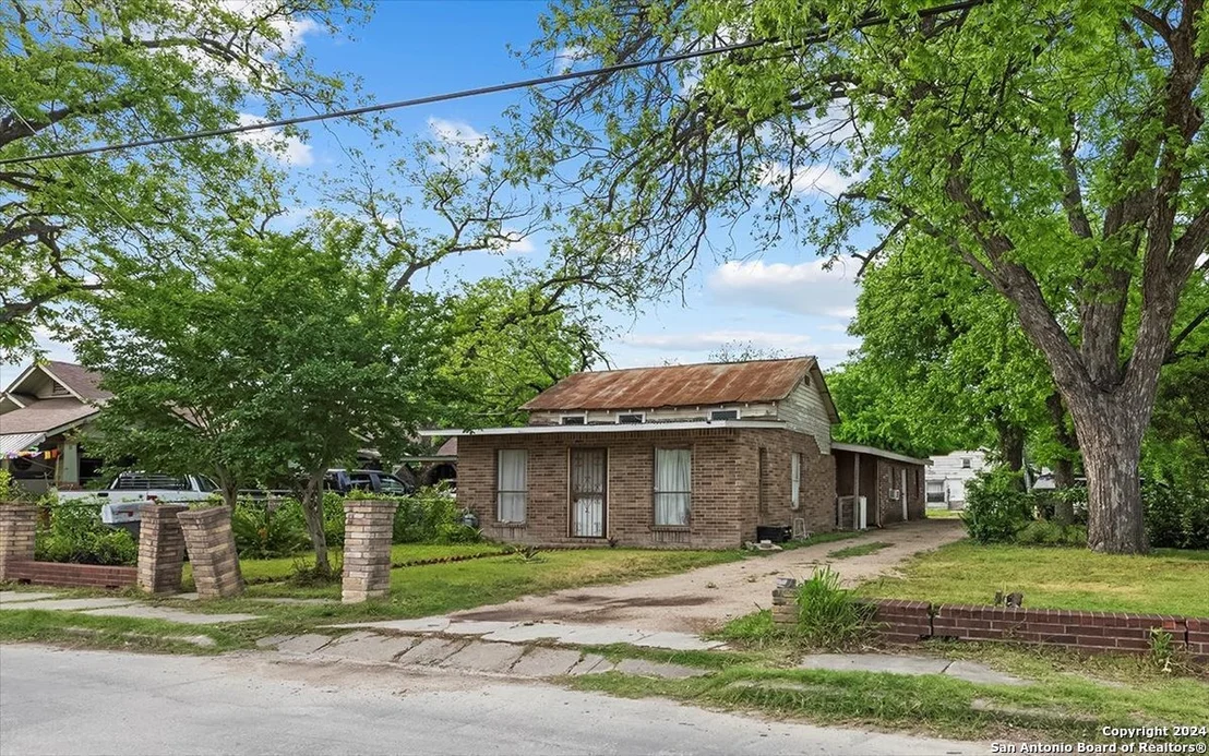 Photo of 121 JACOBS ST