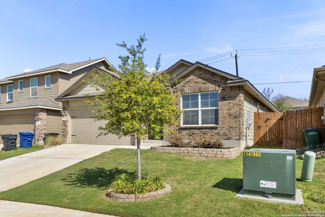 Photo of 7015 Capella Cir