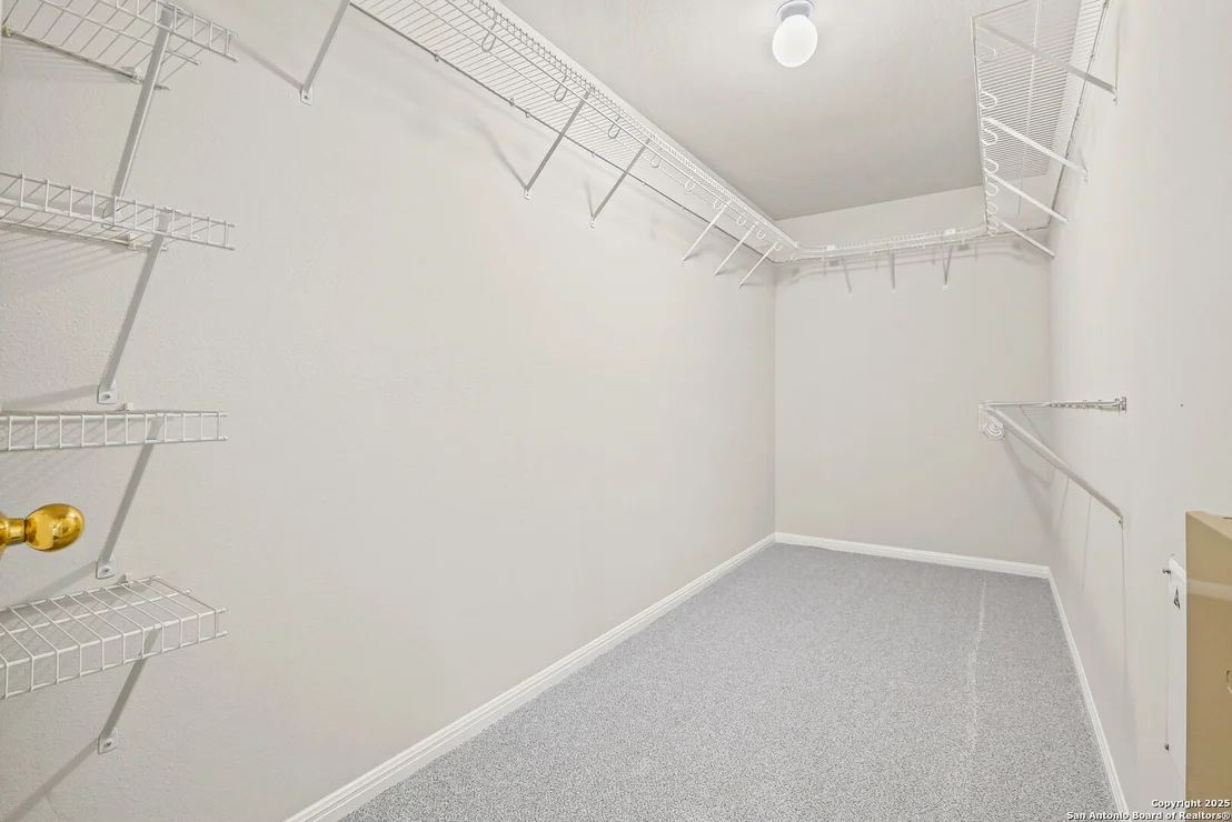 Photo of 9810 Selbourne