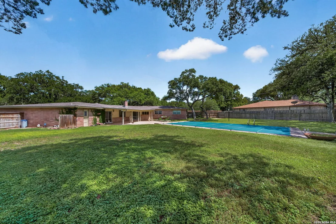 Photo of 105 DORIS DR