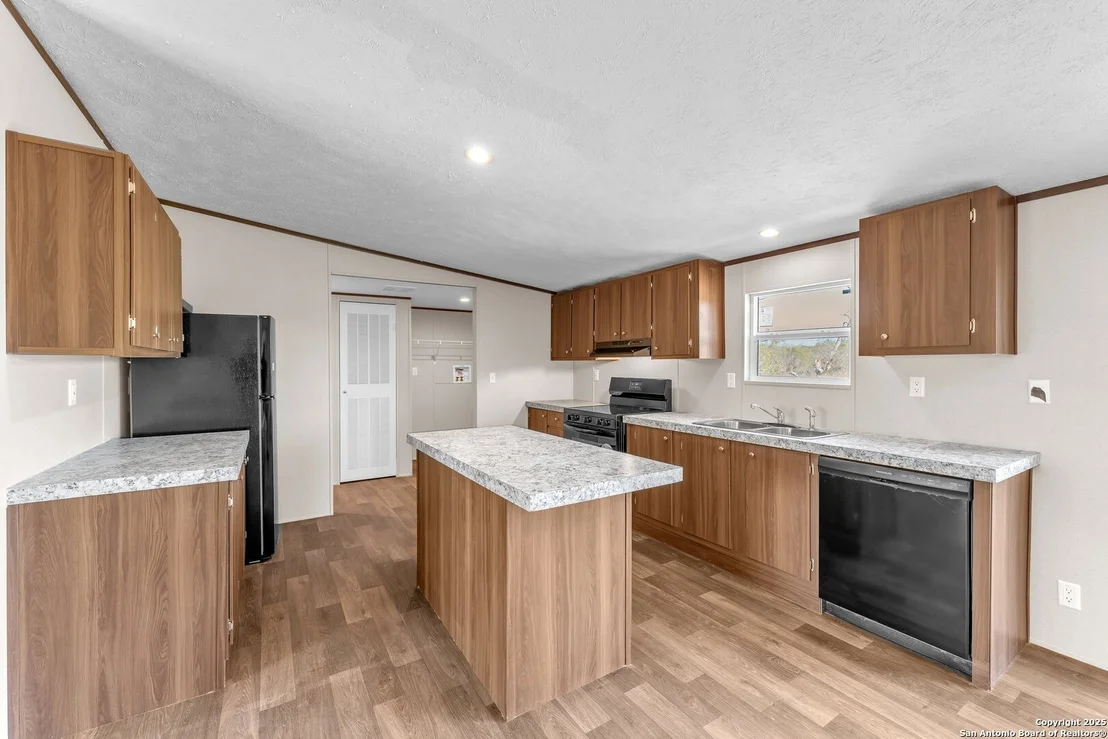 Photo of 165 Mahan Rd