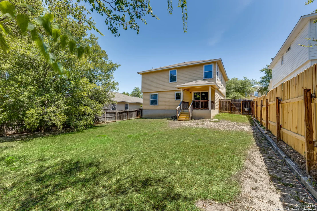 Photo of 1039 DAFFODIL WAY