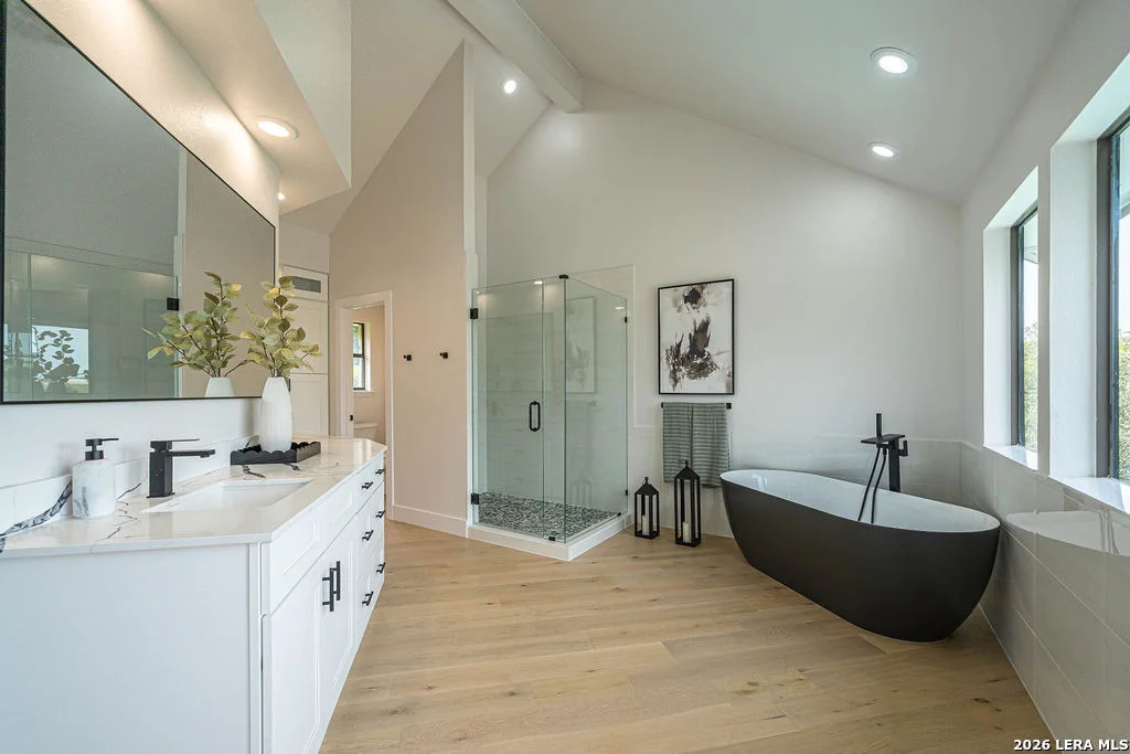 Photo of 206 Bluff Hollow