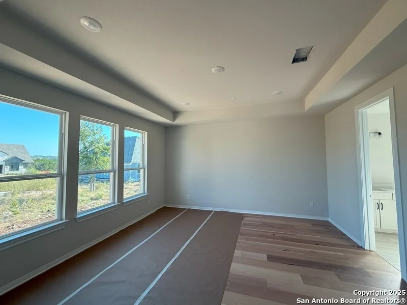 Photo of 117 Bigtooth Maple Ln