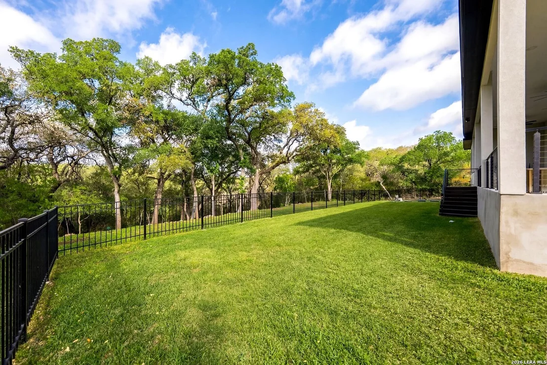 Photo of 721 Timber Bluff